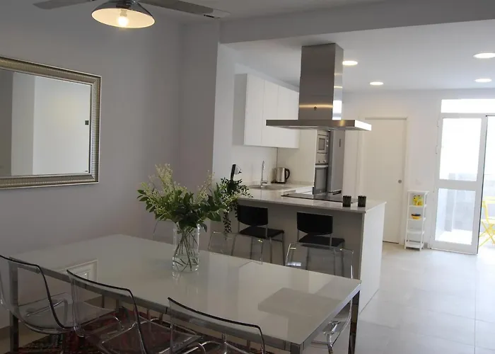 Ap310 - Colon Bajo * Нерха